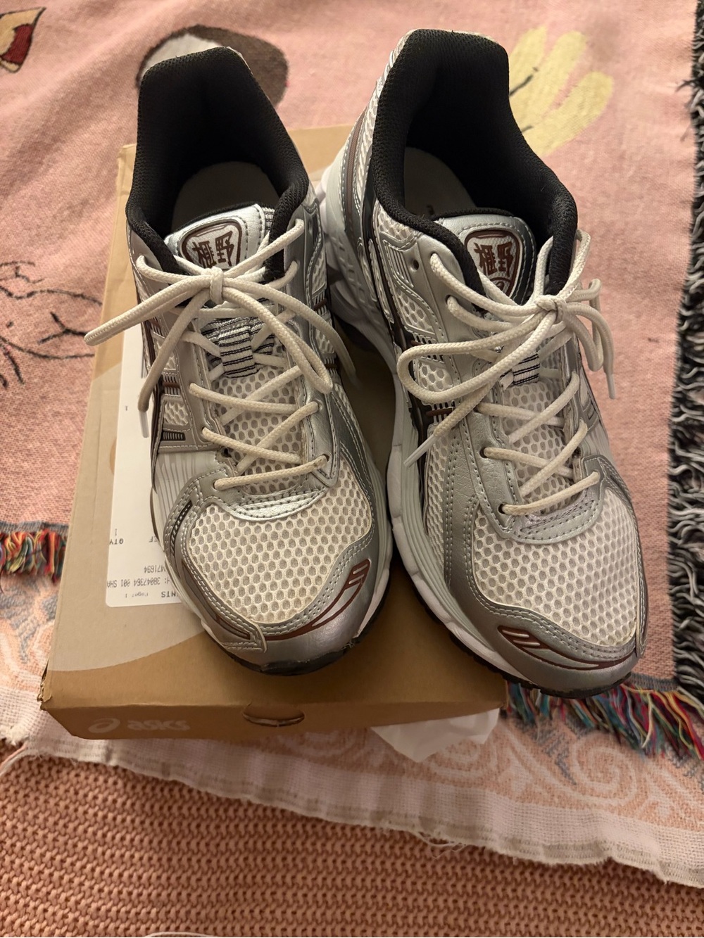 ASICS gel kayano 12.1 white/graphite grey womenβs size: 7 like new
